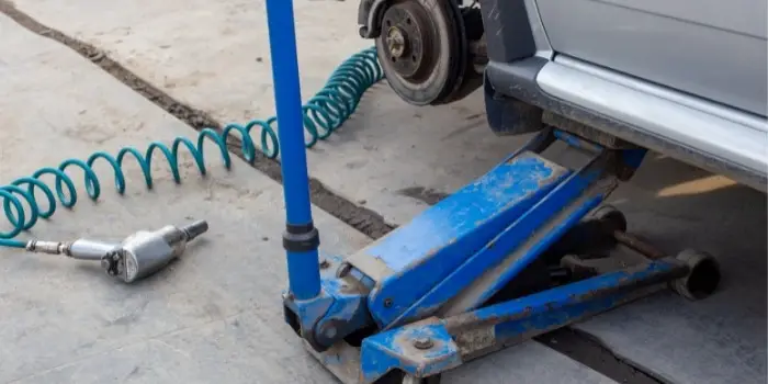 How to Fix Hydraulic Floor Jack Problems