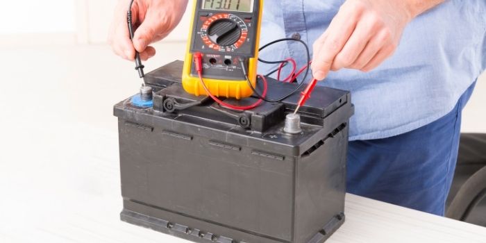 dry vs wet cell battery